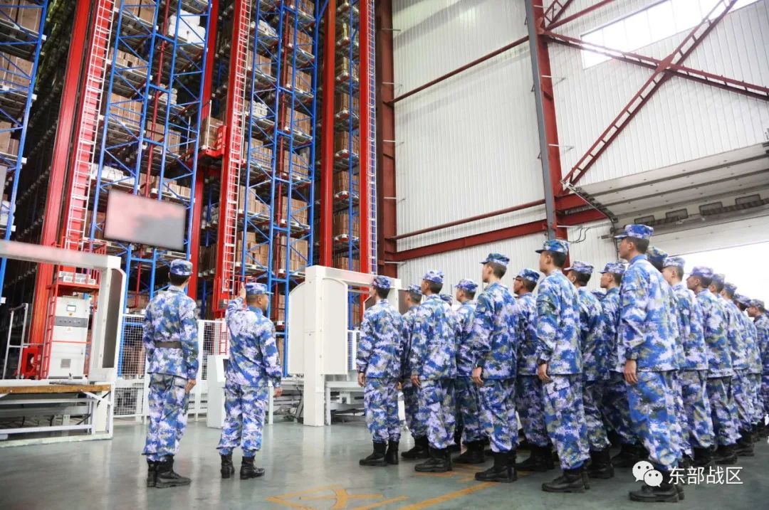关注｜请看海军新干部如何@部队