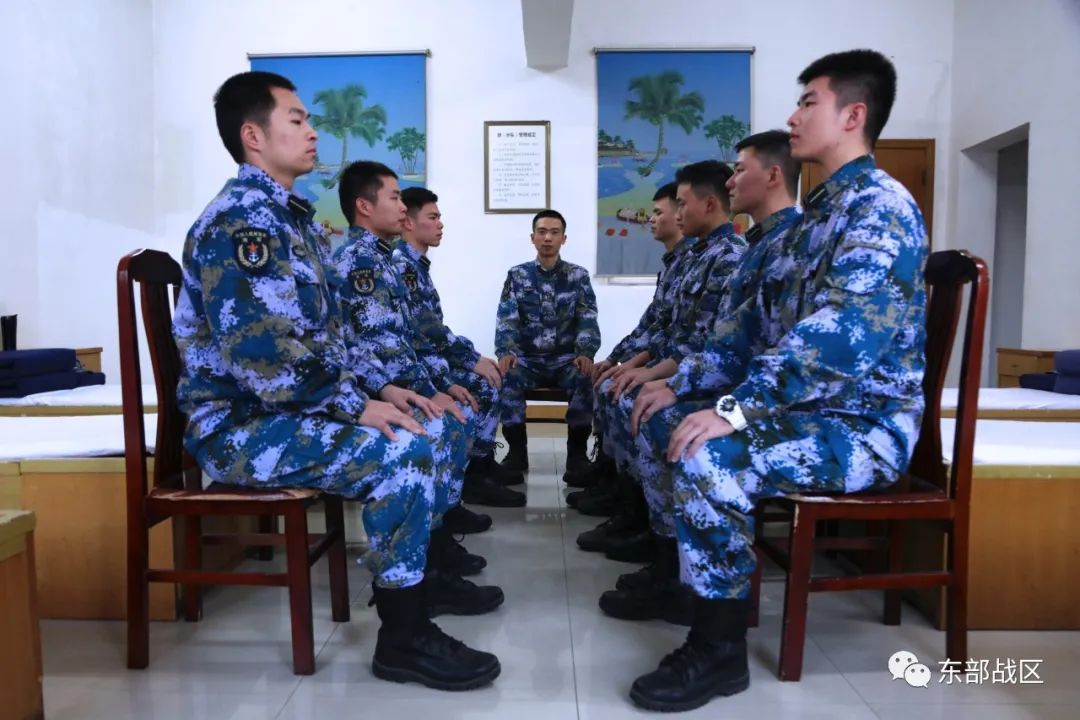 关注｜请看海军新干部如何@部队