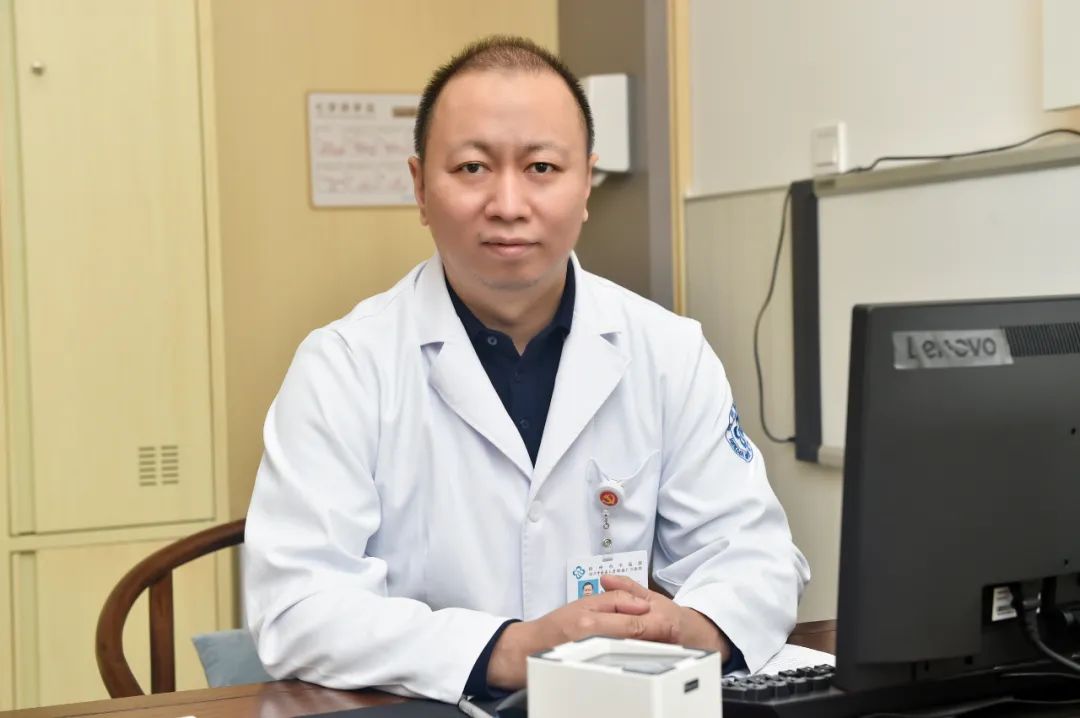 【专家在身边】15个月试管宝宝反复高烧,一查左右肾都有结石!这些雷区别再踩了