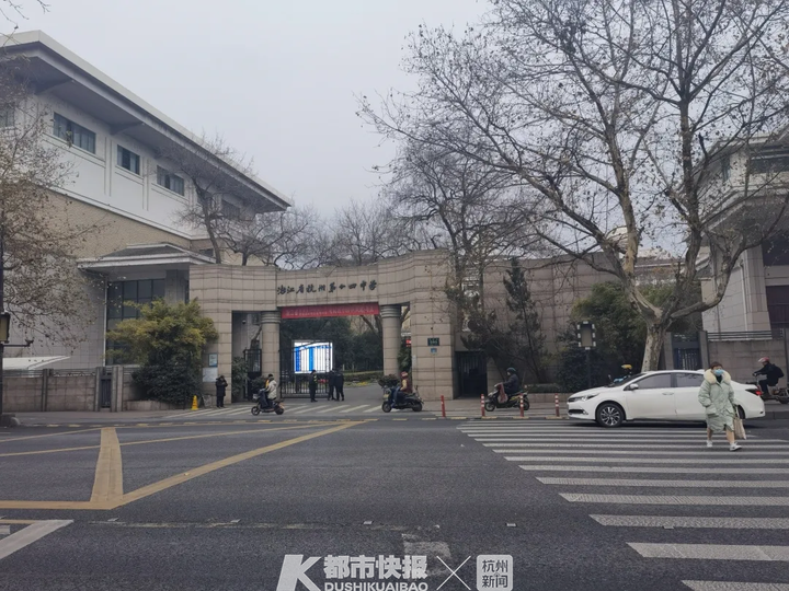 今天首场高考，浙江55万学生拼搏在考场！孩子临考前，这位当校长的妈妈为什么只说这一句？