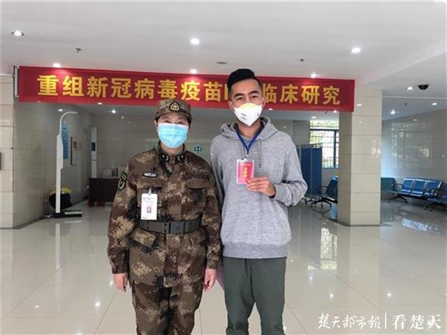 武汉理工大学足球队有哪些(他是抗疫先锋和疫苗志愿者，武汉理工学子获评中国大学生年度人物)