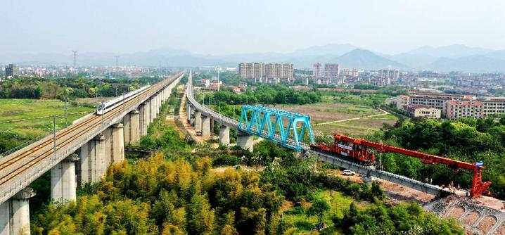 浙江自主建设的首条电气化铁路1月24日全线通电，磐安、仙居等地将告别无铁路历史