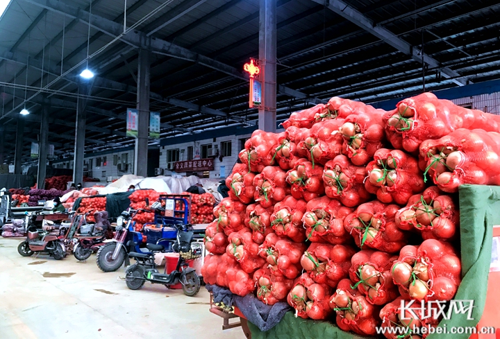 菜价降了？记者再探石家庄桥西蔬菜批发市场