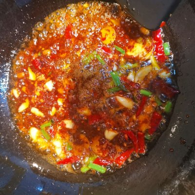家常水煮肉片的做法(fa)（麻辣水煮肉片的家常做(zuo)法）-大连信息网