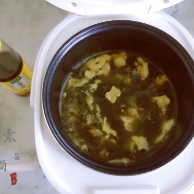 虾皮紫菜汤怎么做好喝（简单美味的紫菜虾皮蛋花汤做法）