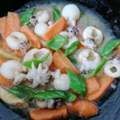 炒墨鱼怎么做好吃(墨鱼炒着怎么做好吃) - 风集网