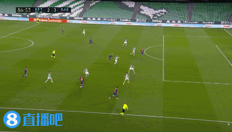 马卡：庆祝巴萨生涯首球，特林康买下一辆售价超25万欧的兰博基尼