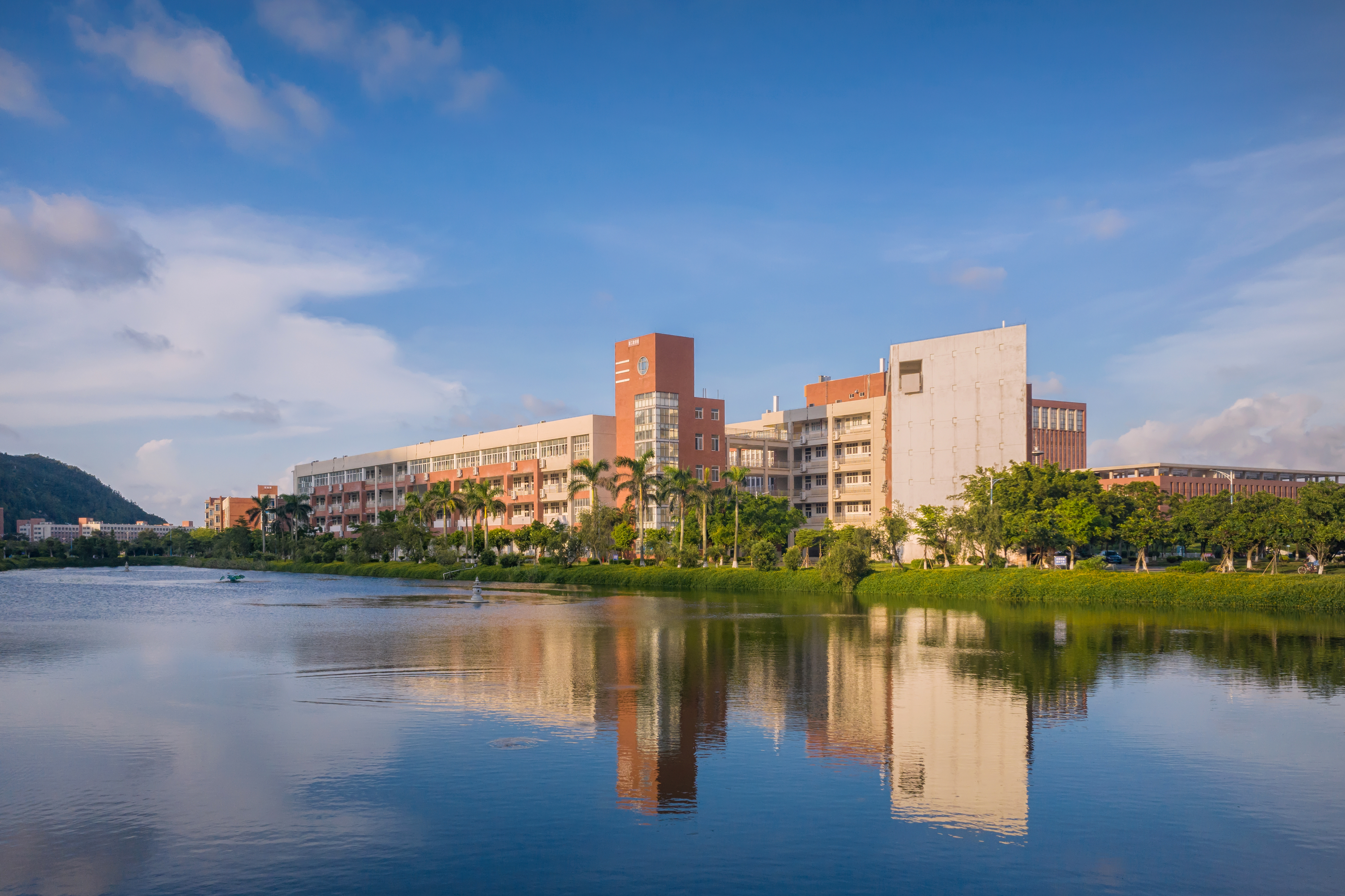 珠海本科学校「珠海本科有哪些大学」-友友