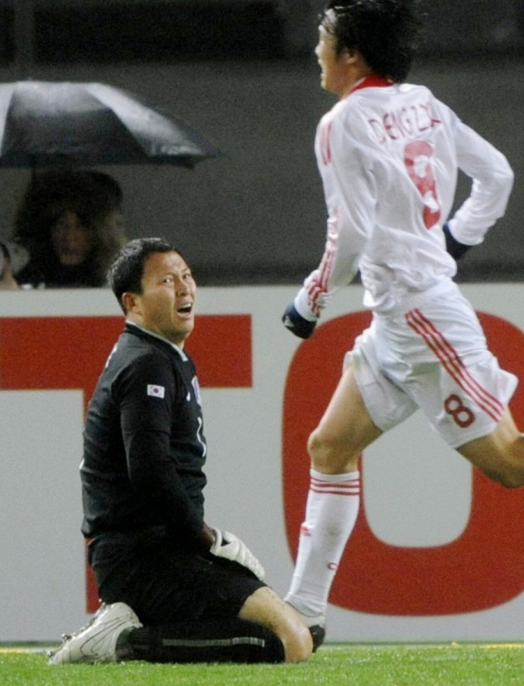 国足vs韩国3（11年前的今天：国足东亚杯3-0韩国，高洪波带队改写逢韩不胜历史）