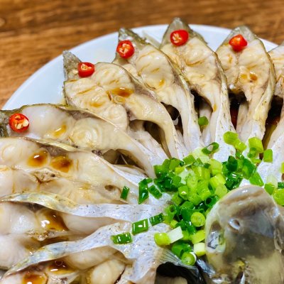 清蒸鱼的家常做法 家庭普通蒸鱼方法-起航号