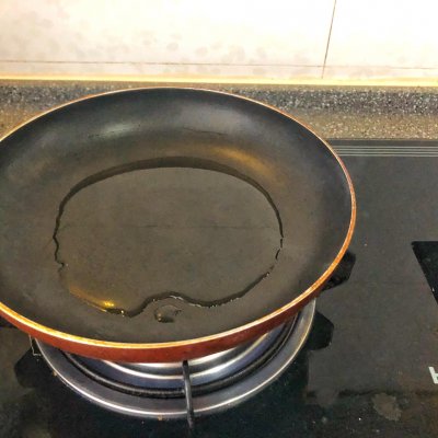 两块钱搞定一道家常美食烤战斧牛排