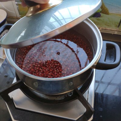 红豆包怎么做好吃又简单（冬日里的驱寒神器）