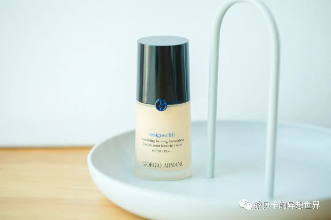 6个人轮番试了整整一个月，才敢说哪个粉底液更好用