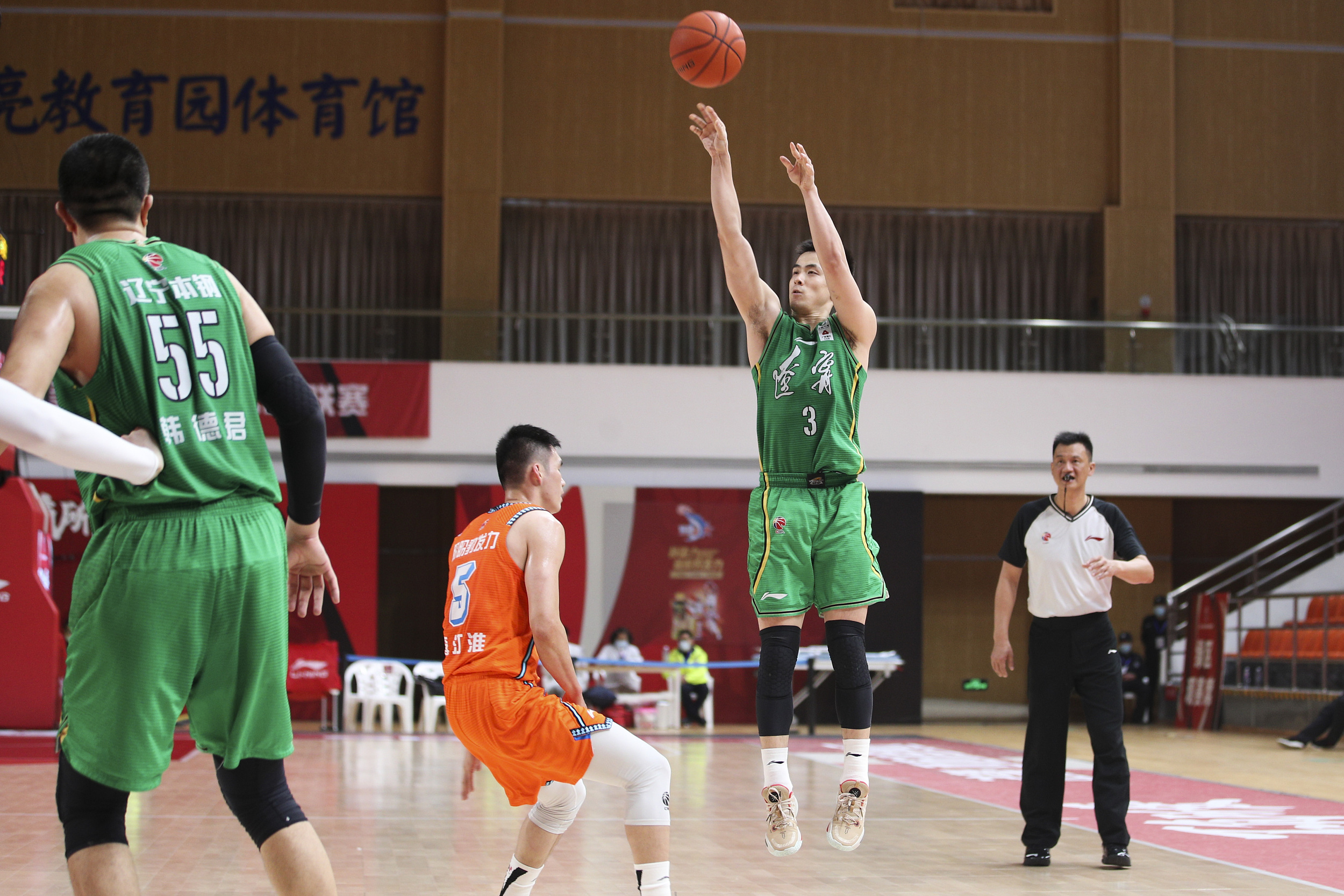 丁俊晖不敌18岁新星（体坛联播｜丁俊晖不敌中国18岁小将，皇马西甲89分钟绝平）