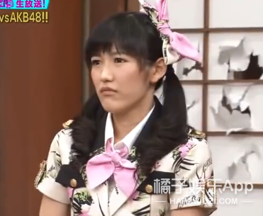 什么恶臭风气！女爱豆被乱甩踢头，这个节目真是骂一百次都不解恨