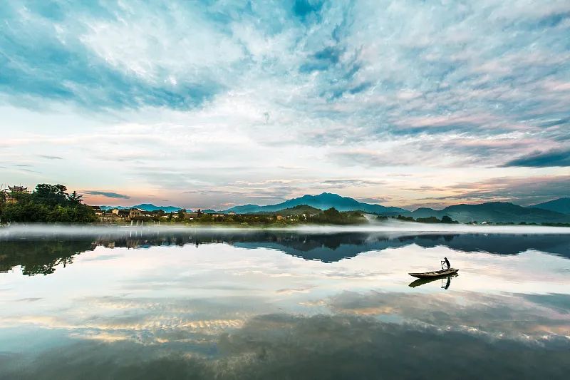 ʫԶʲô˼(si)ʫԶԢ(yu)ʲô-Ʒ(pin)