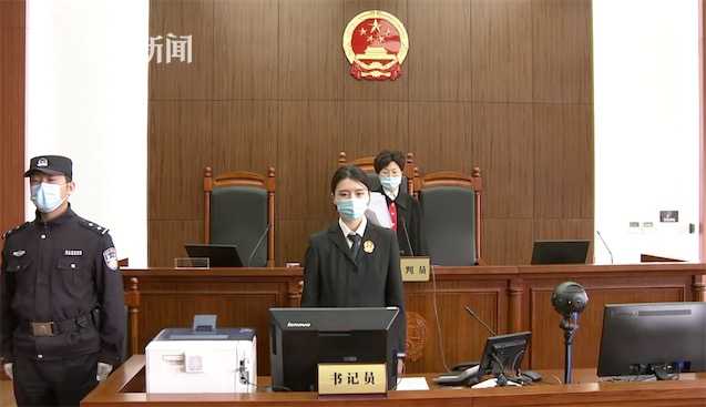 19.9元写真套餐变2.4万！大学生陷“套路照”被迫网贷！法院判了