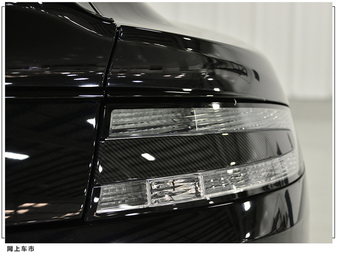 阿斯顿·马丁高性能四座跑车实拍！搭6.0L V12引擎，4.2秒破百