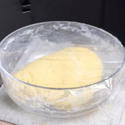 石磨玉米饼的做法（玉米面口袋饼就要这样做10分钟学会）