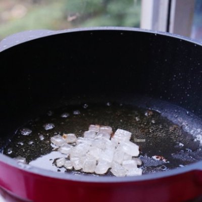 红烧肉的家常做法步骤（吃一次就念念不忘的红烧肉教程）