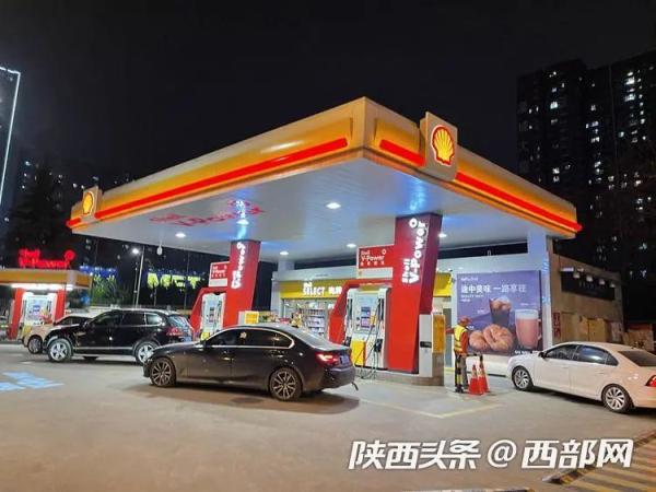 油价九连涨！西安92号汽油涨至每升6.67元，95号汽油“破7”