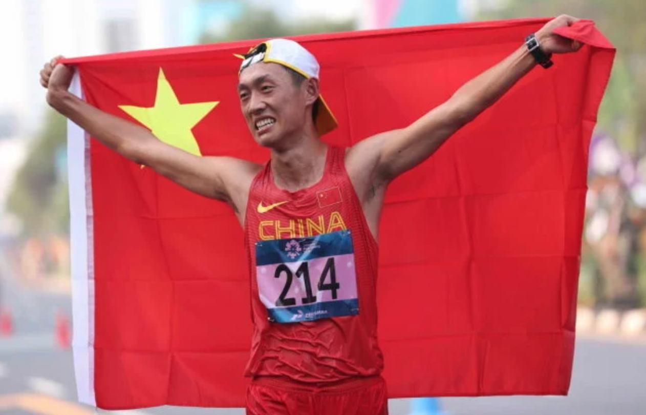 破20公里竞走全国纪录，王凯华为中国男子竞走打了针强心剂