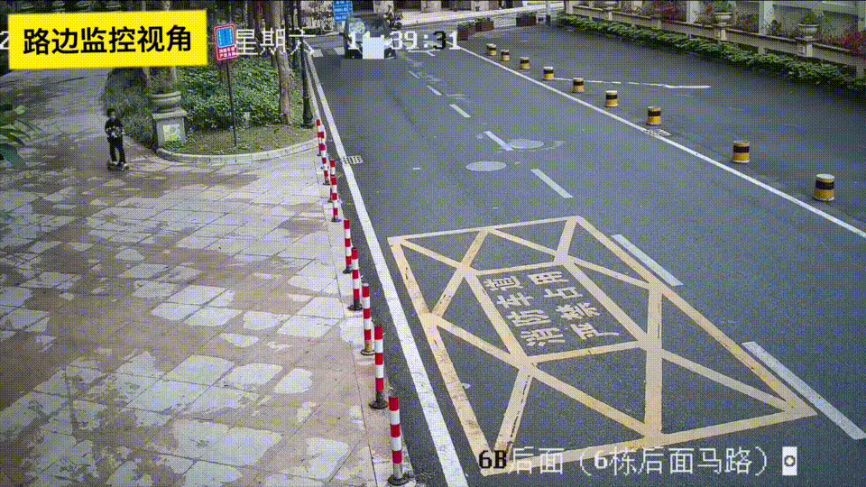 10秒没看住，孩童骑滑板车被撞