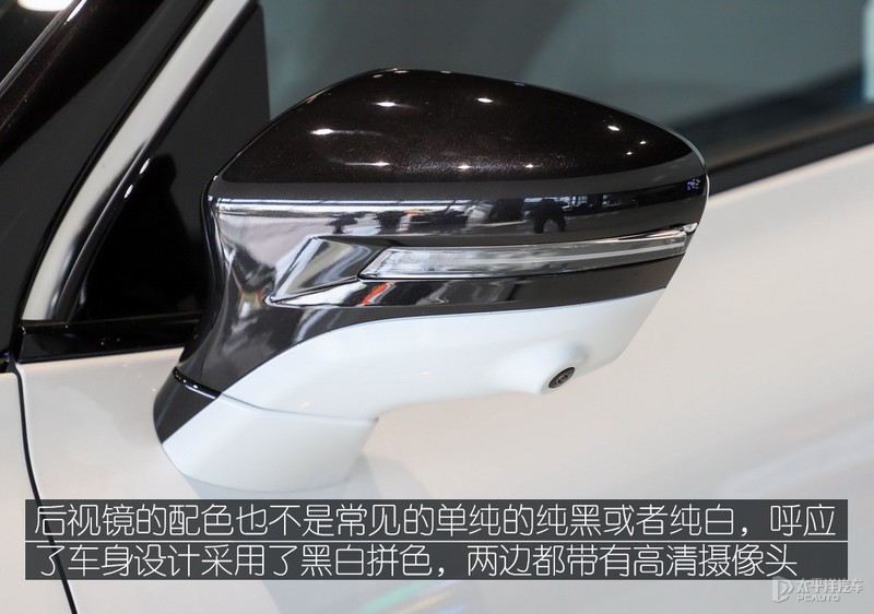 AI“代客泊车”静态体验全新威马W6