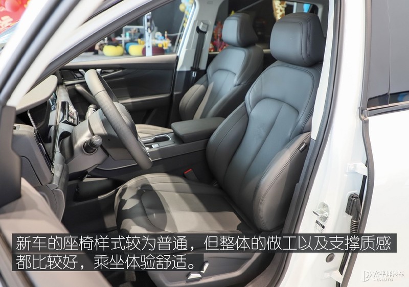 AI“代客泊车”静态体验全新威马W6