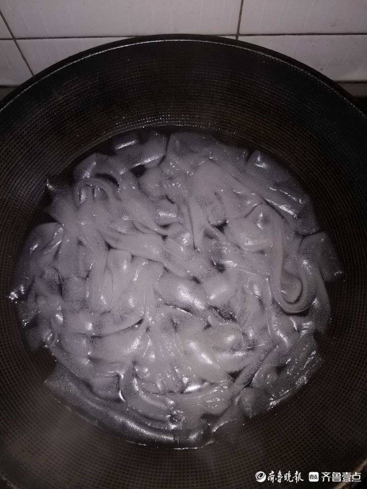 肉絲拉皮的做法,肉絲拉皮的做法大全