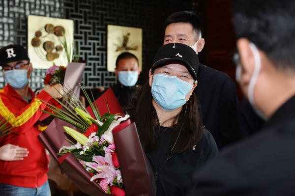 张伟丽首场卫冕战（第二次卫冕战面对强敌 张伟丽：赢了她就更有说服力）