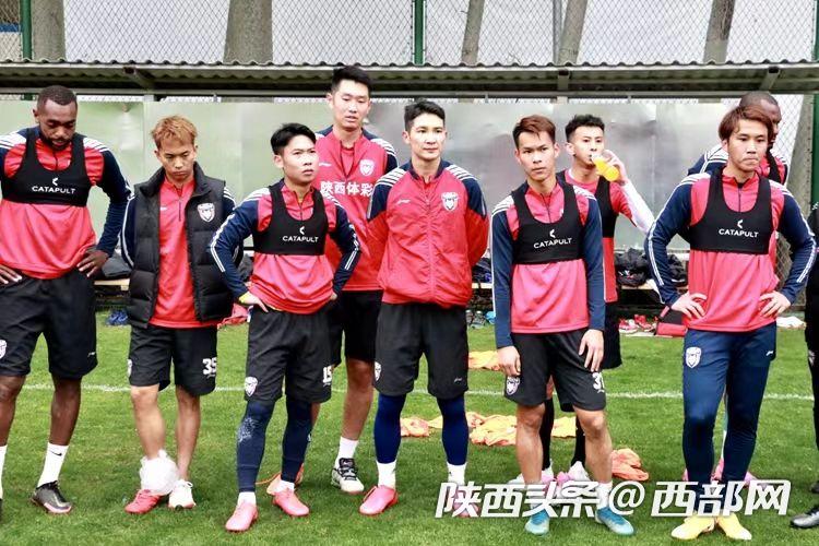 陜西職業(yè)足球有幾只（陜西三支球隊獲得中甲、中乙聯(lián)賽資格）