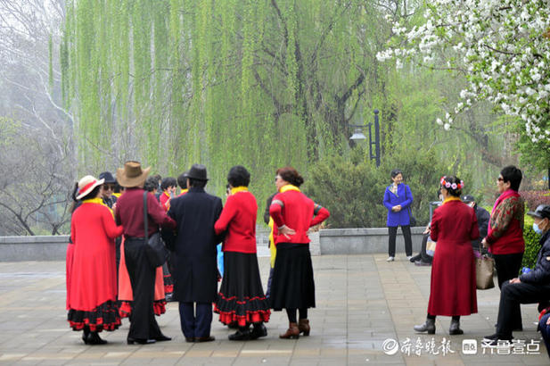 好不热闹是什么（好不热闹是什么语法）-第2张图片-科灵网