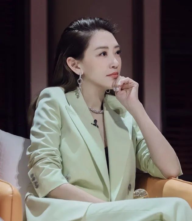 下周戴什么 | 真没办法《听姐说》，因为大女人的耳环太太太好看