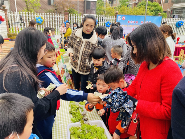 孩子有没有零花钱有什么不同？不用等成年，小时候差距就很明显
