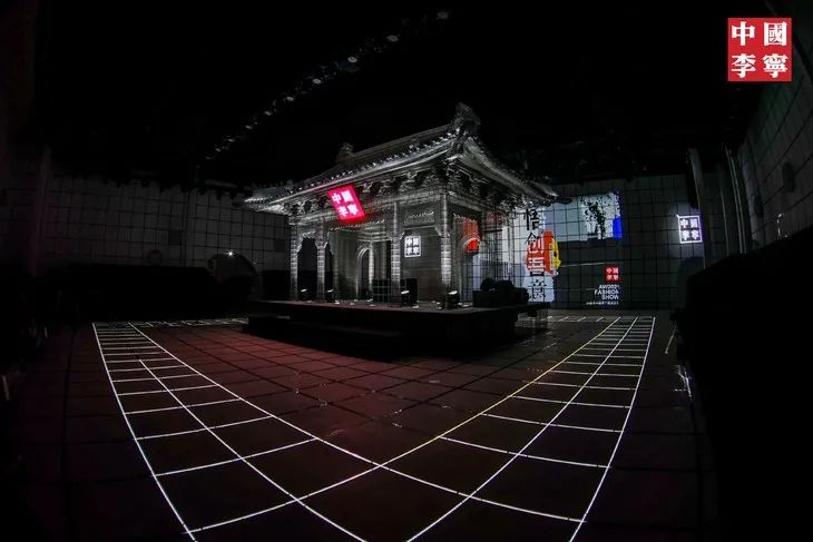 壹周潮话题 | 看了欧阳娜娜的休假日程，我默默放下了手机