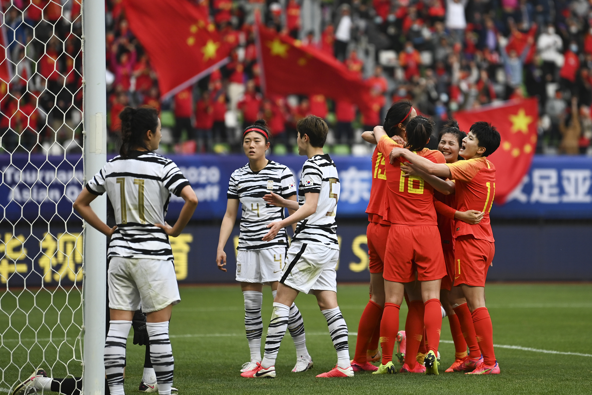 王霜梅开二度！中国女足加时4-3逆转韩国，晋级东京奥运会