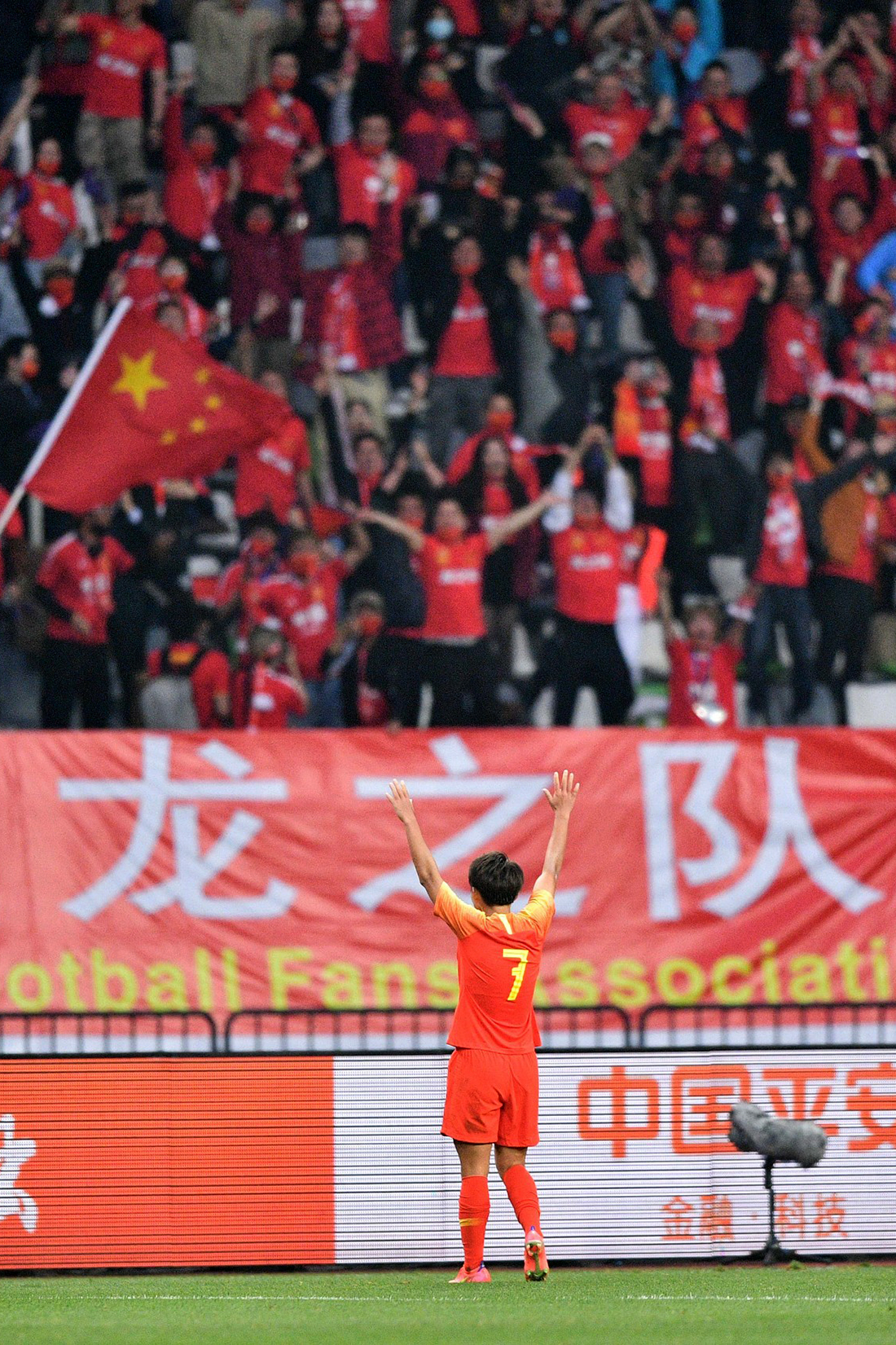 参加奥运会女足(多图|这就是女足精神!铿锵玫瑰奇迹逆转挺进奥运会)