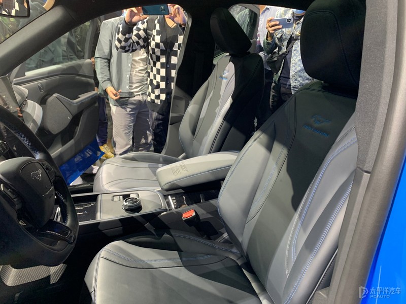 3.3秒破百/1000km续航都是小意思 上海车展十大最强电动车