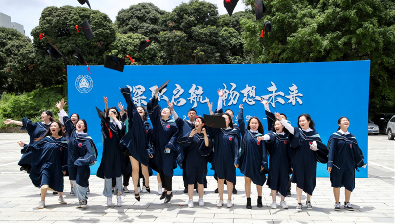 这所“高职中的清北”是如何炼成的？