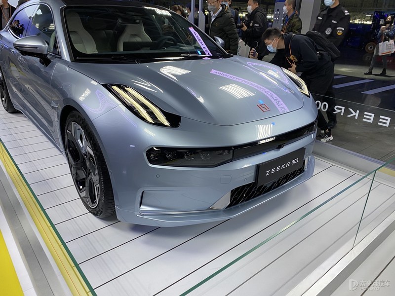 3.3秒破百/1000km续航都是小意思 上海车展十大最强电动车