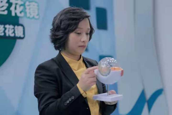 马踏飞燕眼镜怎么样（小时小店 - 红海之中，为什么杭州这家眼镜小店20年来屹立不倒？）