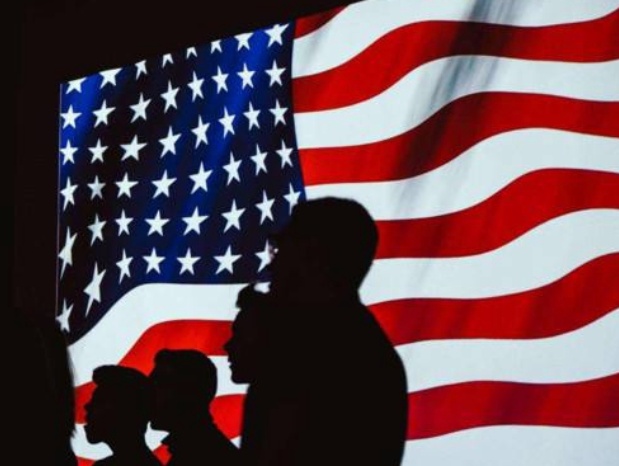 每年花3亿美金抹黑中国！这次连“遮羞布”也不要了