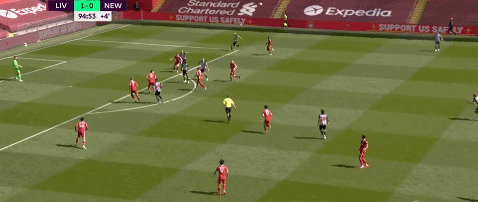 西汉姆将切尔西挤出前四（英超争四大战白热化 切尔西小胜西汉姆联进前四）