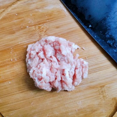 家常烧豆腐（六步做出鲜嫩爽滑的家常烧豆腐）