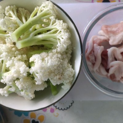 菜花炒肉怎么做,菜花炒肉怎么做好吃又簡單