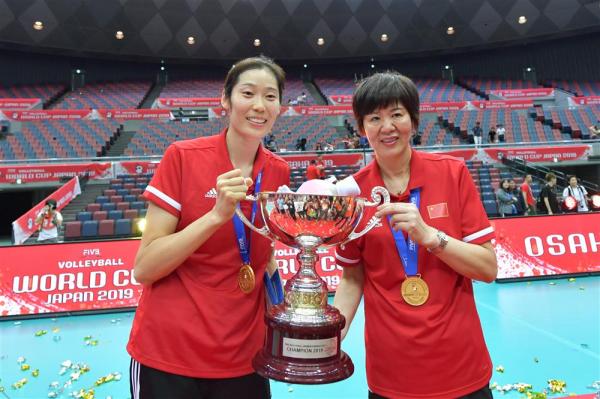 2008年女排赢了吗(中国女排在日本夺第一个世界冠军，40年后的东京奥运会，志在冲击第十一冠)