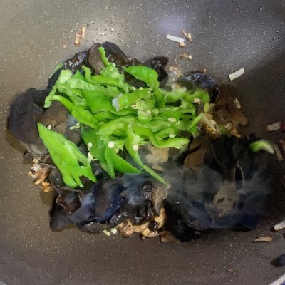 学会木耳炒肉，早餐不用愁