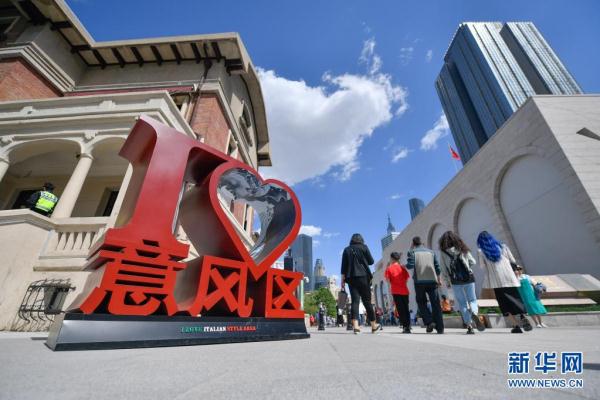 天津意式風情街“五一”重新開街迎客