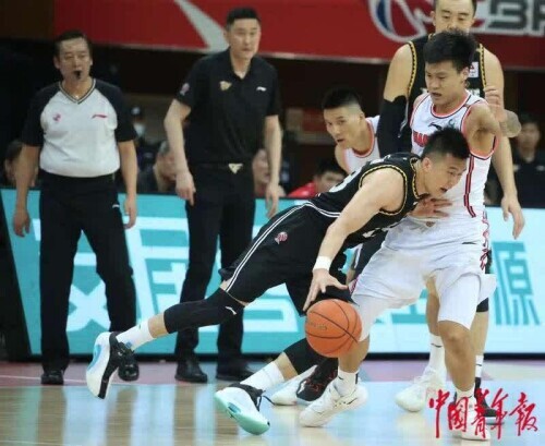 cba为什么三局两胜制(CBA巅峰对决第三场：广东再胜辽宁 第11次问鼎CBA总冠军)